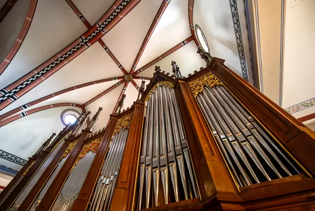 Orgel in der Heilig-Kreuz-Kirche 